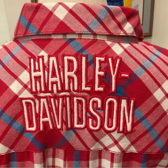 Harley-Davidson Vintage Red, White and Blue Plaid Button-Front Shirt - Picture 3 of 14